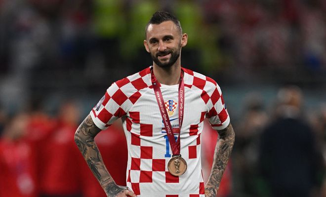 落地瞬间向 落地瞬间向